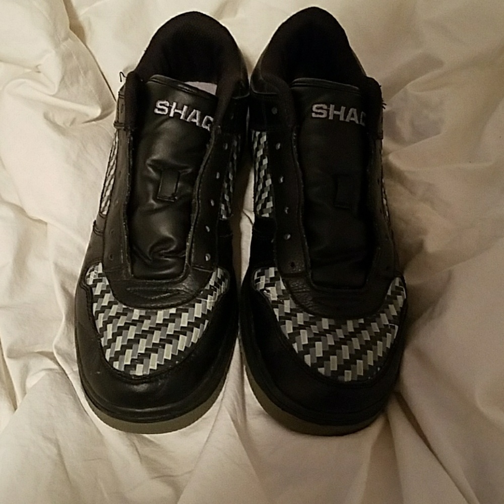Shaq low tops